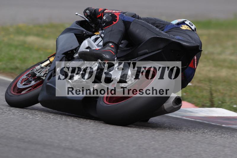 Archiv-2022/23 06.06.2022 PROMAX ADR/Gruppe rot/backside